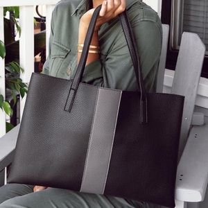 Vince Camuto Tote